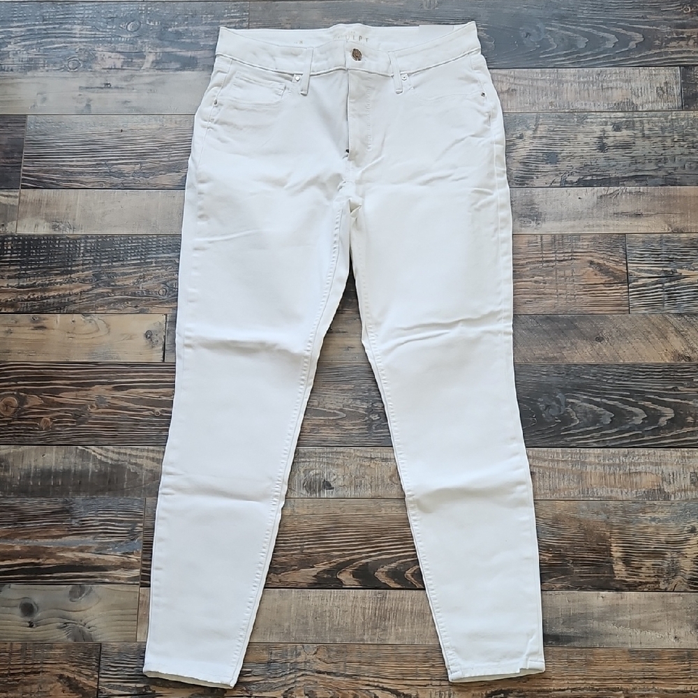 White House Black Market Women's Skinny Jeans - Cream